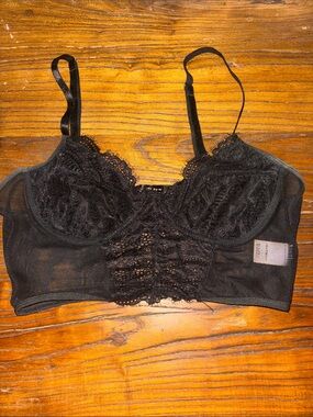 SHEIN Black Lace Longline Bralette Crop Top